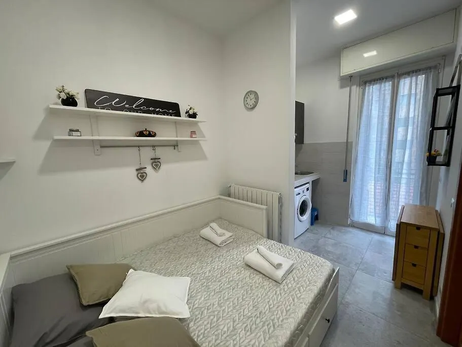 Tiny House - 15 Minutes To Duomo Apartment Milan Italy
